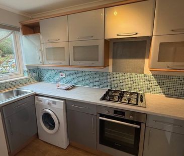 2 bedroom terraced house to rent - Photo 6