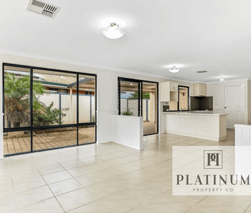 Spacious 4-Bedroom Family Home - Photo 1