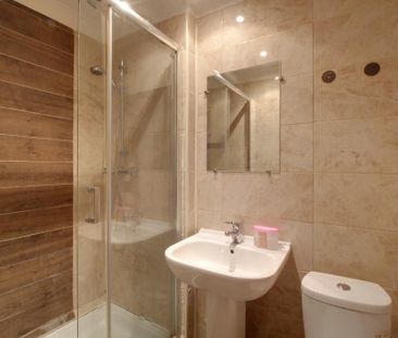 1 bedroom flat to rent - Photo 6