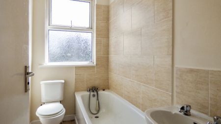 Flat 4, 19 Ely Road, Cardiff CF5 2JF - Photo 4