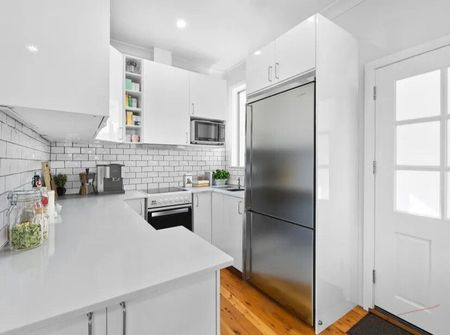 Narraweena - Photo 3