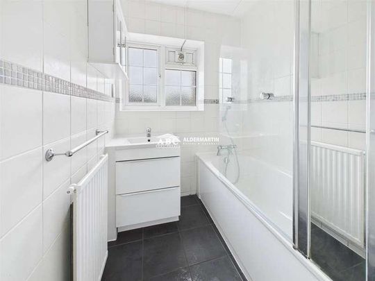 Brent Street, London, NW4 - Photo 1