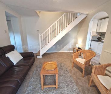 1 bedroom semi-detached house to rent - Photo 2