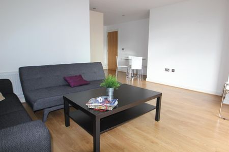 2 Bed Flat, Werner Court, E3 - Photo 2
