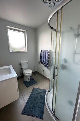 Convenient & Low-Maintenance Townhouse in Prime Central Location - Photo 2