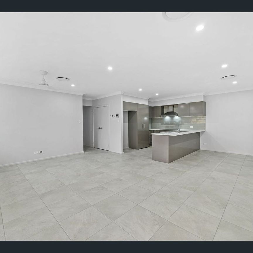 4 Bedroom Home - Photo 1