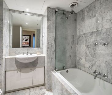 REGENCY TOWERS - Photo 5