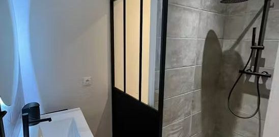 Calle Vilaragut, Valencia, Valencian Community 46002 - Photo 2