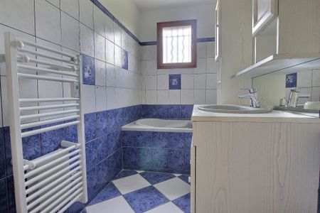 Location Maison 4 pièces 92m² BLANZAT 63112 - Photo 4