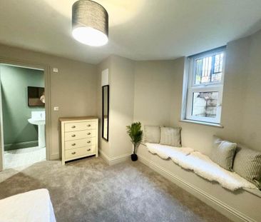 1 bedroom in a house share to rent - Photo 3