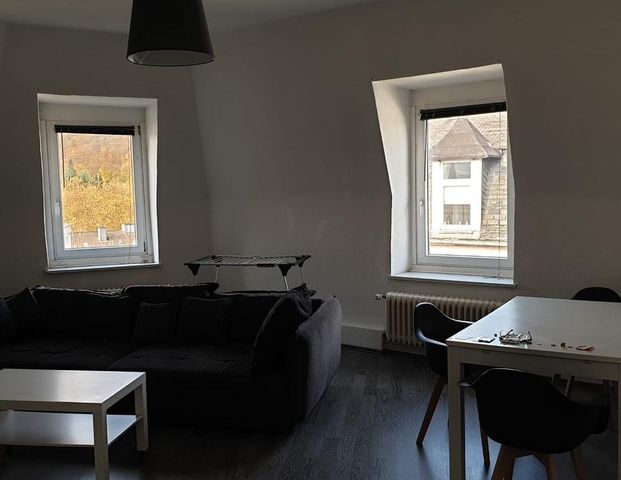 Helle und schöne 3-Zimmer Wohnung-100 m² - Photo 1