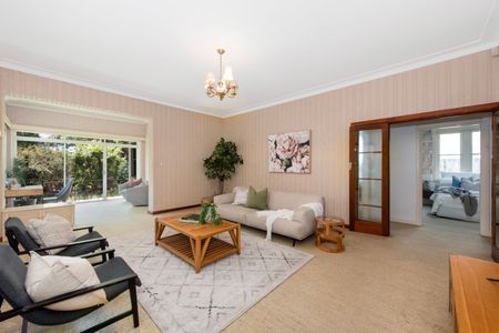 37 Woolwich Road, Hunters Hill NSW 2110 - House For Rent | Domain - Photo 2