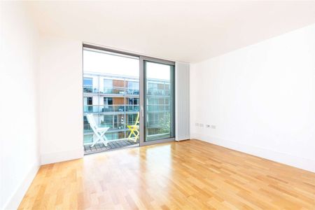 Southstand Apartments, Highbury Stadium Square, London, N5 1FD - Photo 3