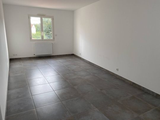 Location maison 5 pièces 131.31 m² à Romans-sur-Isère (26100) - Photo 1