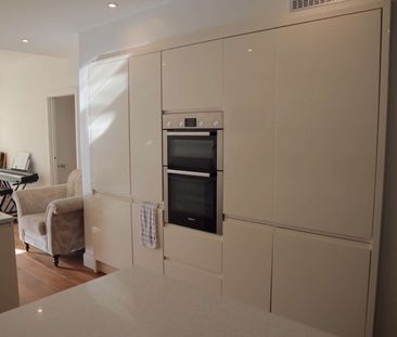 A purpose built 6 bedroom shared home Room 6 - Photo 2