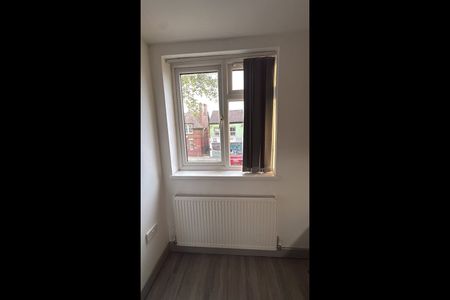 Room in a Shared House, Bristol Road, B29 - Photo 5
