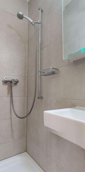 Vivre à Fribourg : confort et praticité en 1.5 pièces - Photo 1