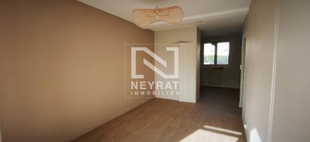 Location Appartement 2 pièces 42m² CHALON SUR SAONE 71100 - Photo 5