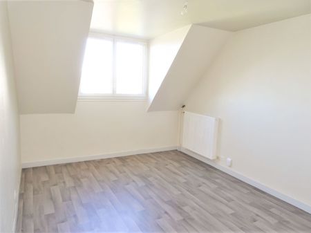 Type 1 refait à neuf – pièce de vie lumineuse - Photo 5