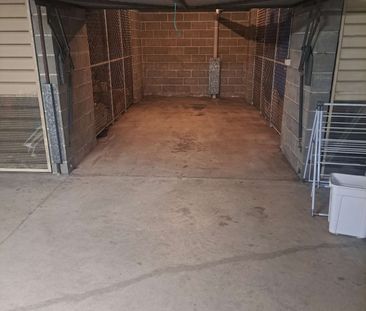 Toongabbie - Photo 1