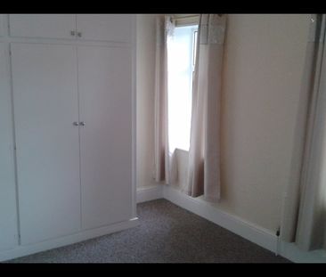 2 Bed End Terrace, Smith St, S35 - Photo 1