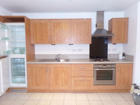 2 bedroom apartment to rent - Photo 3