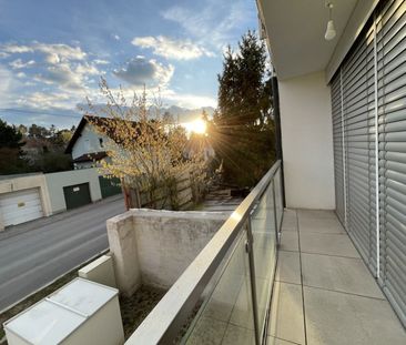 2 Zimmer mit Freiflächen (Balkon + Terrasse) auf beiden Seiten und ... - Photo 3