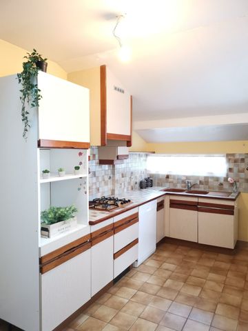 Location Maison 4 pièces 99m² GRAVIGNY 27930 - Photo 4