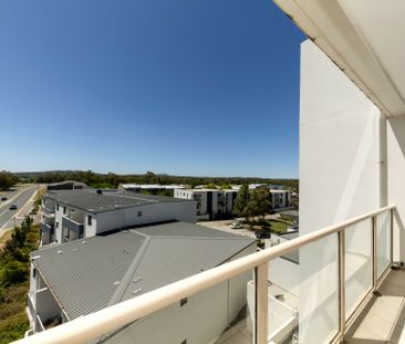 Convenient Living with Space and Comfort - Photo 2