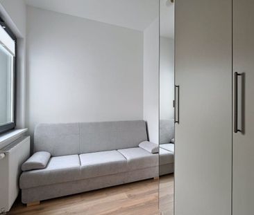 3-pokoje, 2-balkony, komórka i miejsce parkingowe 47 m² - Photo 3