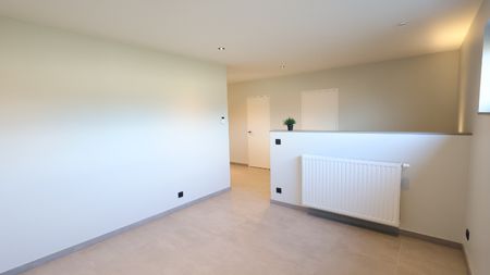 Moderne vrijstaande woning met tuin in een rustige omgeving. - Foto 5