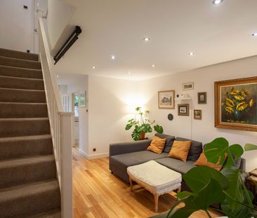 2 Bed Terraced House, Pendragon Walk, NW9 - Photo 4