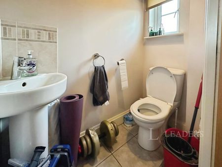 2 bedroom semi-detached to rent Wroxham Road, Sprowston, NR7 - Photo 3