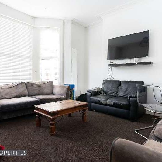 Bedroom House, Gresford Avenue, L17 - Photo 1