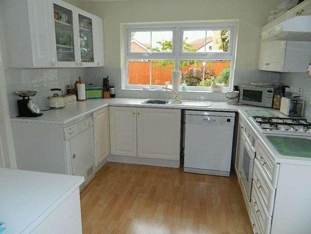 Wallace Wells Road, Burnham-on-sea, Somerset, TA8 - Photo 5