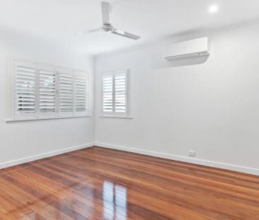 Beautifully Renovated Low-Set Home in the Heart of Stafford - Photo 6