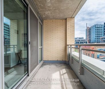 Sync Lofts , #413 - Photo 1