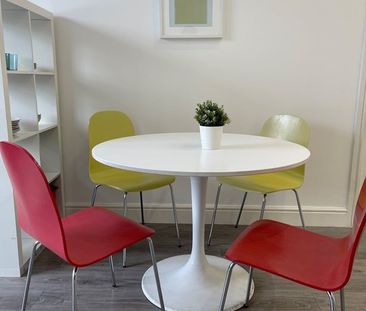 1 Bed Flat, Power House, W3 - Photo 3