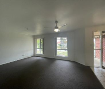 Spacious Family Home with Large Fenced Yard & Multiple Living Areas - Photo 2