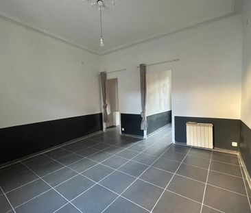 CABANNES CENTRE APPARTEMENT 2 PIECES AVEC TERRASSE EN RDC - Photo 3