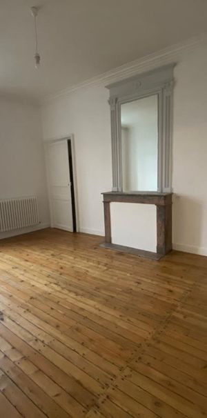 Location Appartement 4 pièces 113m² CHATEAUBRIANT 44110 - Photo 1