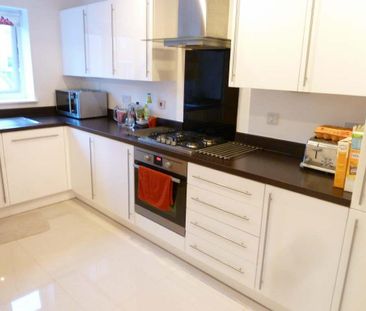 Sherwood Way, Epsom, Surrey, KT19 8GY - Photo 3