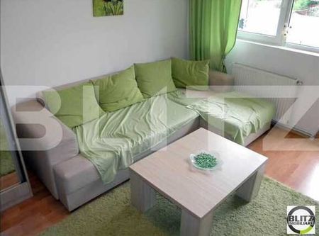 2 camere, decomandat, 52 mp, mobilat modern, garaj, zona Casa Radio! - Photo 3