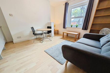 1 bedroom flat to rent - Photo 5