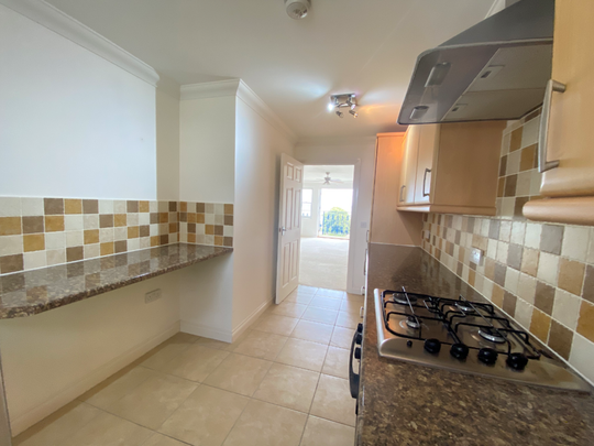 2 bedroom flat to rent - Photo 1