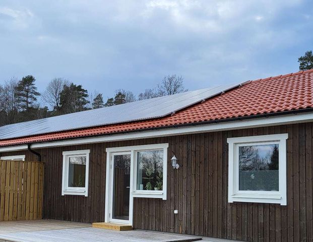 Varmhyra, elavläsning görs av hyresgästen sista dagen i månaden och skickas till Fabo . Fiber finns ej indraget. - Foto 1