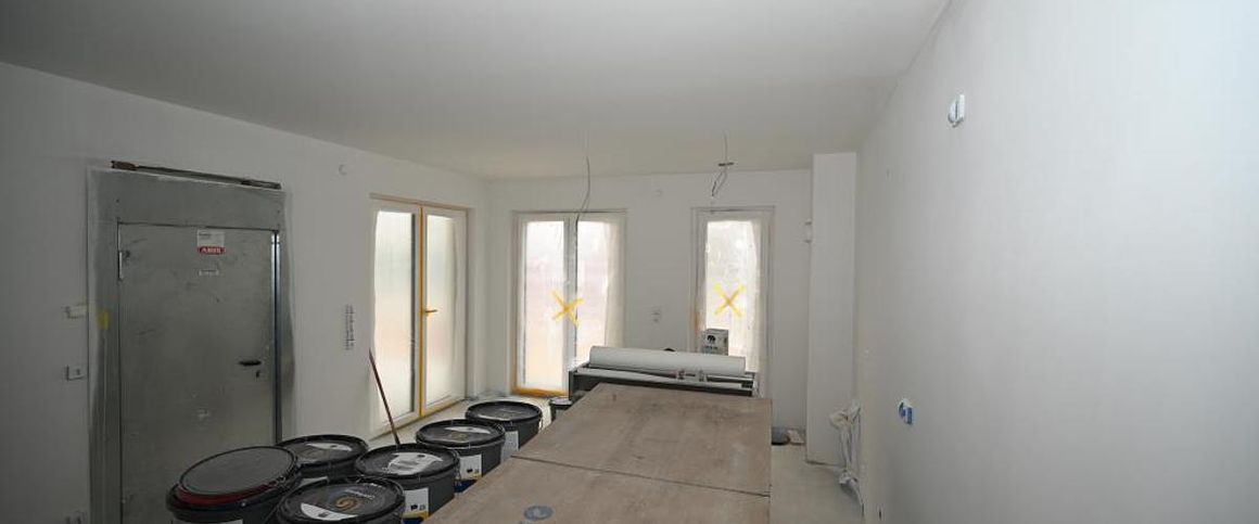 Stadtquartier Milchhof - Exklusive Neubau-2-Zi.-Wohnung mit Terrasse & Privatgarten, Neumarkt - Carl-Zinn-Straße - Foto 1