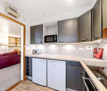 1 bedroom apartment to rent - Photo 2