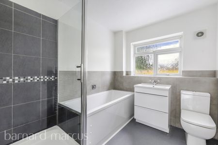 Rutherford Close, Sutton - Photo 5