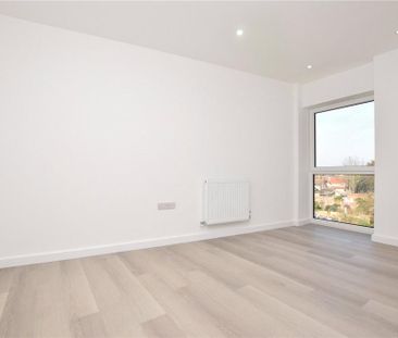 3 bedroom apartment to rent - Photo 1